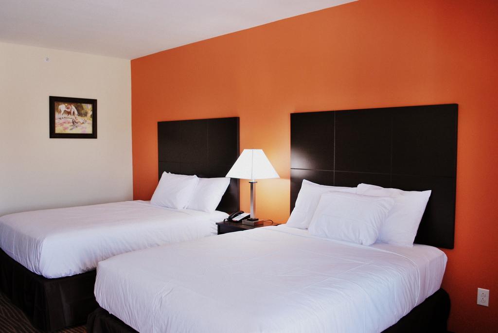 Westwood Inn By Oyo Gonzales Tx Rom bilde